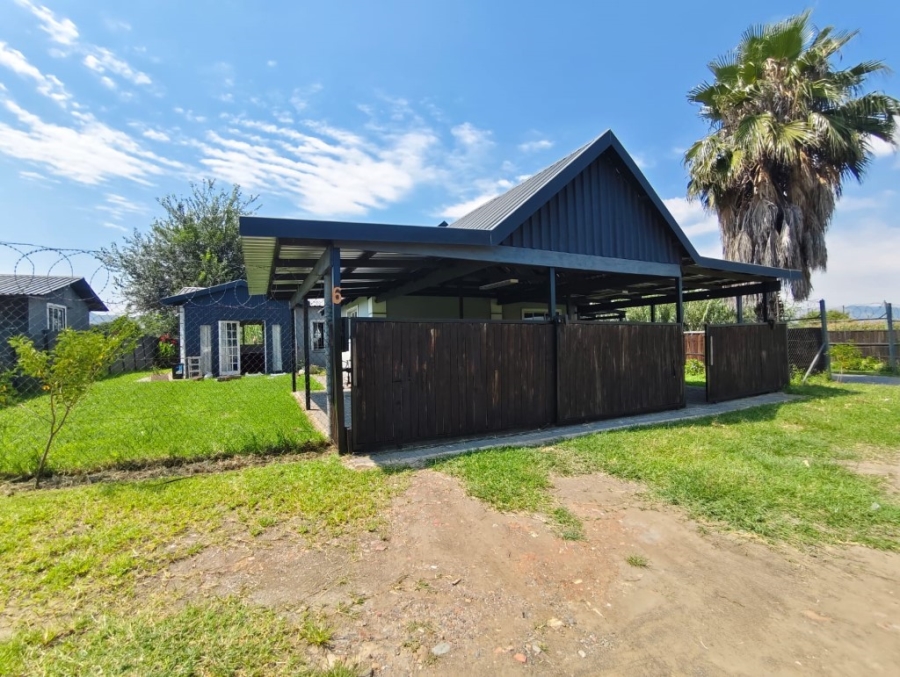 1 Bedroom Property for Sale in Hartbeesfontein North West